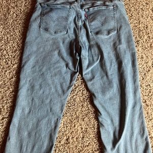 Cropped Levi jeans
